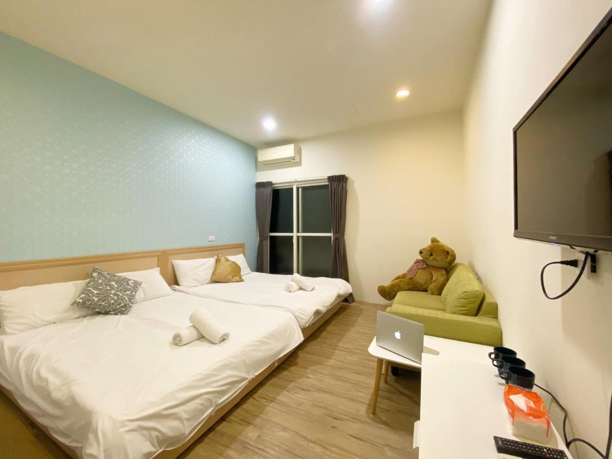 17 Fengjia Stay Taichung Buitenkant foto