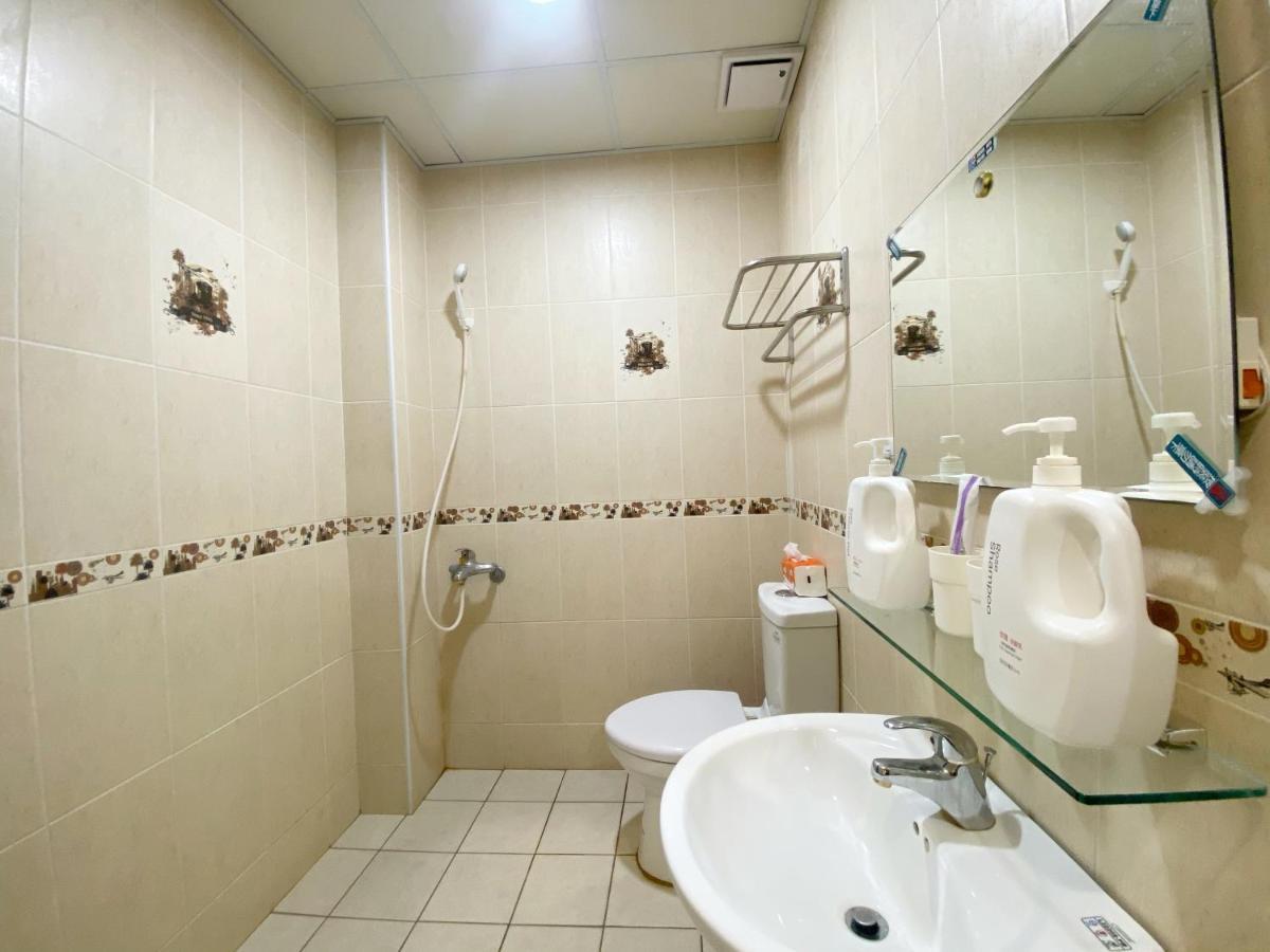 17 Fengjia Stay Taichung Buitenkant foto